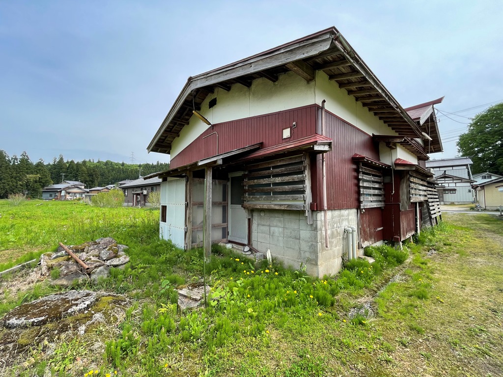 阿賀町野村のDIYと家庭菜園に最適な古民家