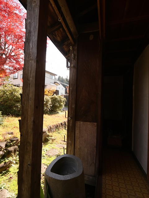 【明治21年築】広い敷地で畑・池・庭など暮らしを愉しむ雪国の家